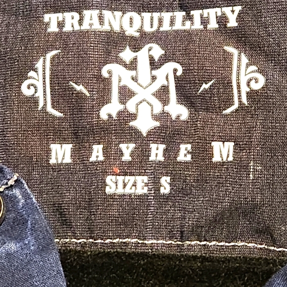 Tranquility & Mayhem Slim Fit Shirt - Medium Black Cotton - Picture 3 of 4